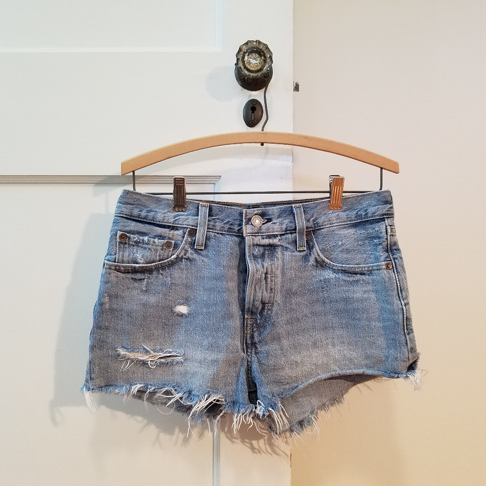Levi's 501 High Waisted Cut Off Shorts